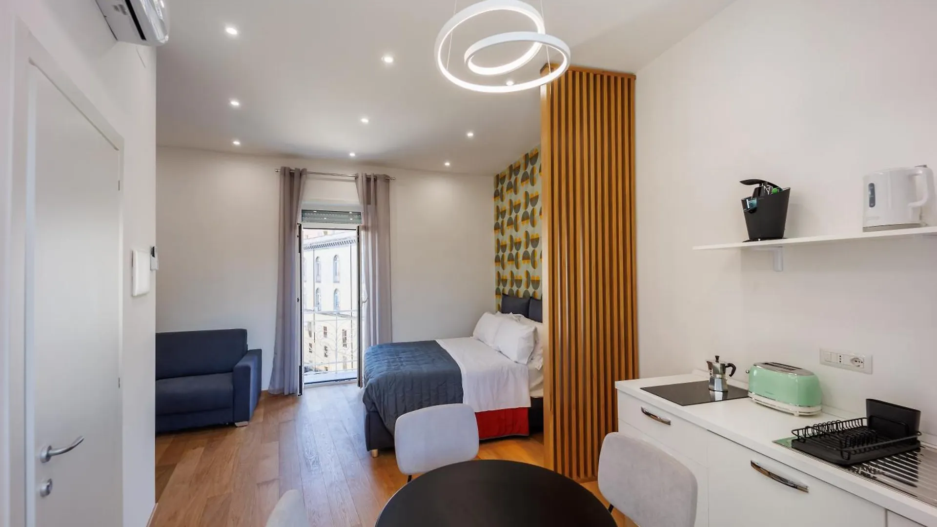 Apartment House In Decumani Yellow By Houseinnaples